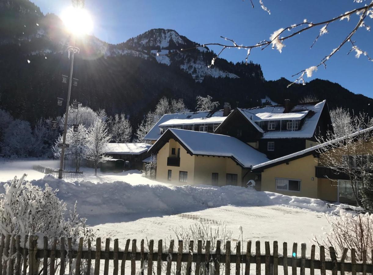 Hotel-Gasthof Der Wiesengrund Bad Hindelang Exterior photo